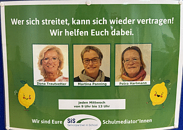 Bild von den drei Seniorpartner unserer Schule