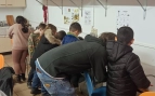 Wir benutzen Mikroskope