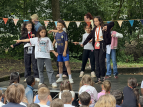 Tanzaufführung auf der Bühne