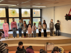 Der Schulchor singt