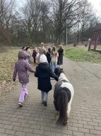 Wir spazieren